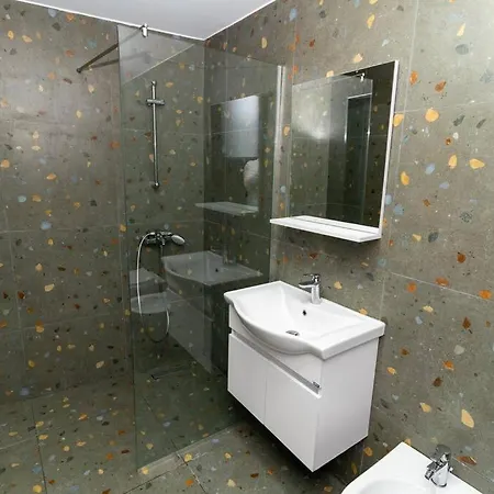 Urban Loft W/ Beachview Wi-fi Ac شقة *