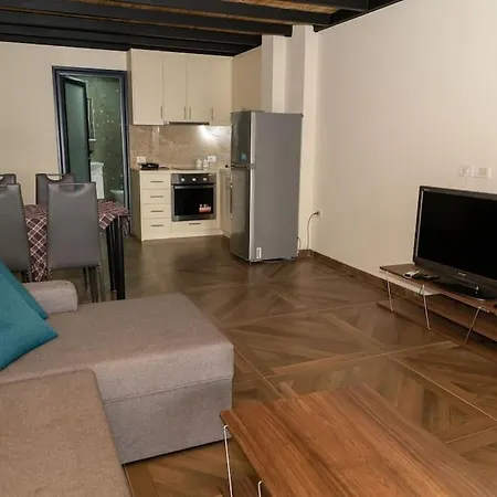 Apartament Urban Loft W/ Beachview Wi-fi Ac Saranda
