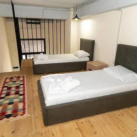 Urban Loft W/ Beachview Wi-fi Ac